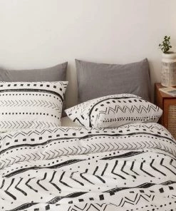 Smoofy Aztec Folkloric Art Pattern Bedding With Soft Microfiber Fill Bedding, 1 Comforter & 2 Pillowcases