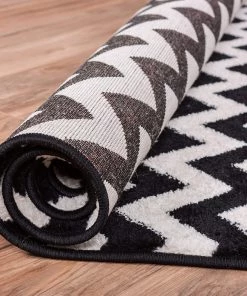 Well Woven Sydney Eli Chevron Black Modern Area Rug