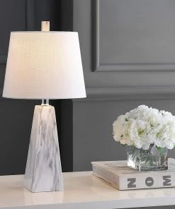 JONATHAN Lamps Owen 20.5" Resin LED Lamp White