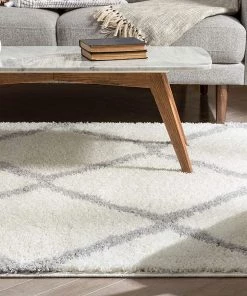 Well Woven Celina White Moroccan Shag Diamond Trellis Pattern Area Rug