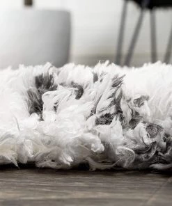 JONATHAN All Area Rugs And Runners Beni Moroccan Style Diamond Shag Ivory/Dark Gray Soft Area Rug