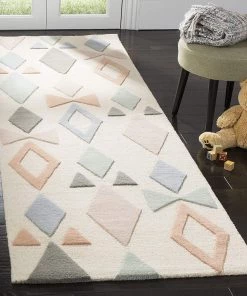 Safavieh All Area Rugs And Runners Kids Collection Handmade Geometric Wool Area Rug Ivory / Multi