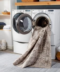 Artistic Weavers Machine Washable Traditional Diamond Area Soft Rug