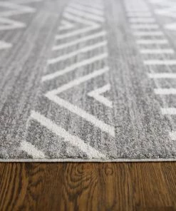 Carson Carrington Salsaker Geometric Indoor Soft Area Rug