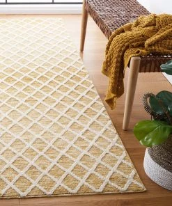 Safavieh Easy Care Nandita Geometric Machine Washable Soft Rug