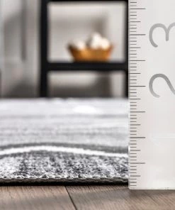 NuLOOM Arie Tribal Diamond Machine Washable Area Rug