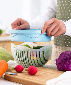 AEO Fruit Vegetable Salad Chopper Cutter Bowl